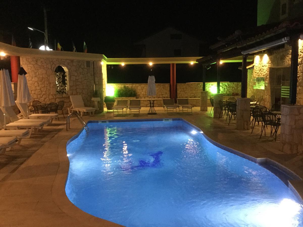 Hotel Venus 弗尔卡 外观 照片